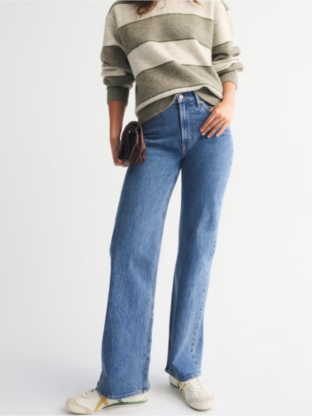 Abercrombie & Fitch The 90s Relaxed Jean High Rise Blue Raw Hem Sz 29 8R